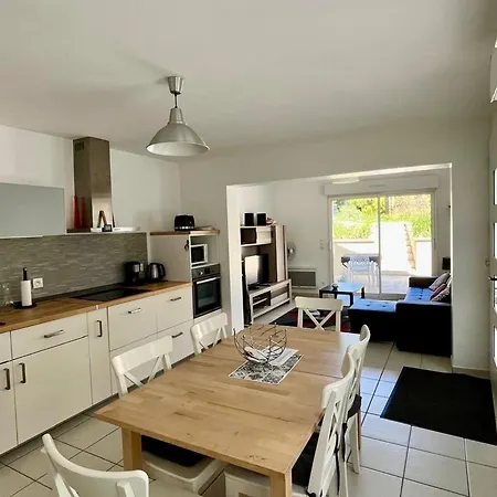 Maison Renovee Avec Cuisine Equipee A - Fr-1-541-148 Nyaraló *