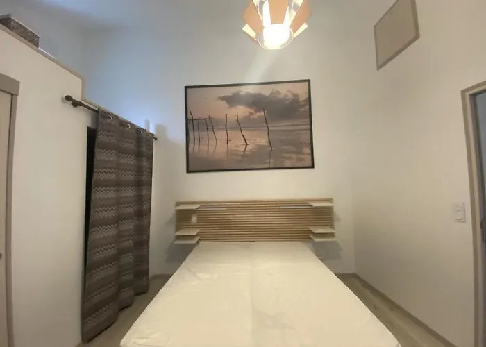 Maison Renovee Avec Cuisine Equipee A - Fr-1-541-148 拉罗什波赛